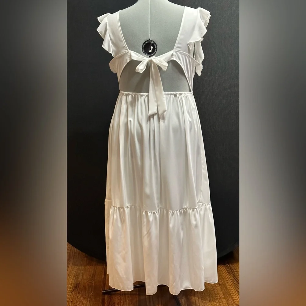 Ruffle Tie Back Solid A-line Dress - Picture 3 of 3